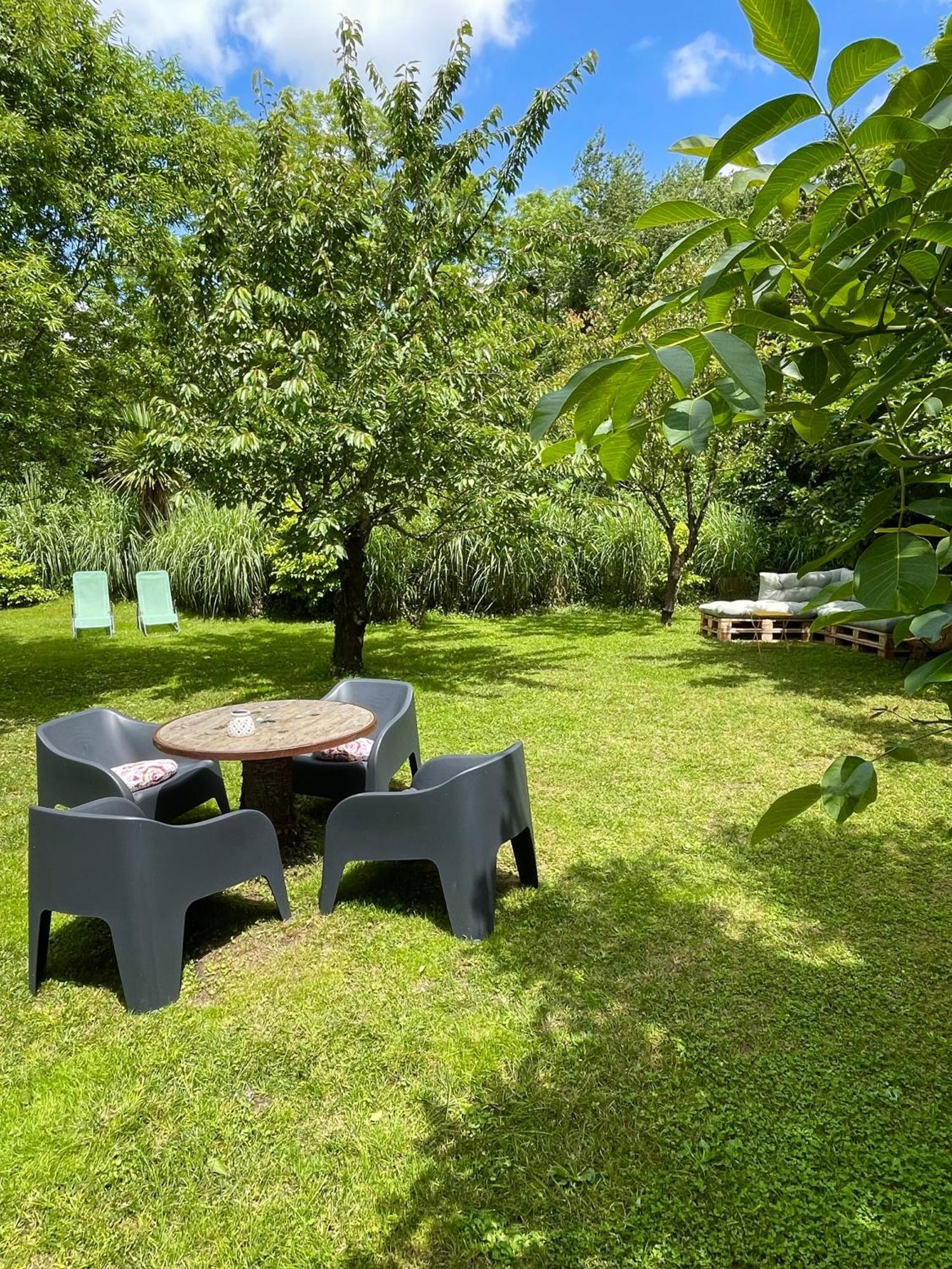 Maison De Campagne, Gite Rouge Brigne 外观 照片